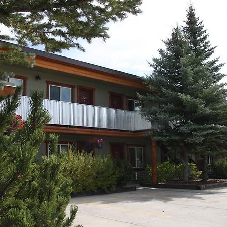Moose Creek Inn West Yellowstone Exteriör bild