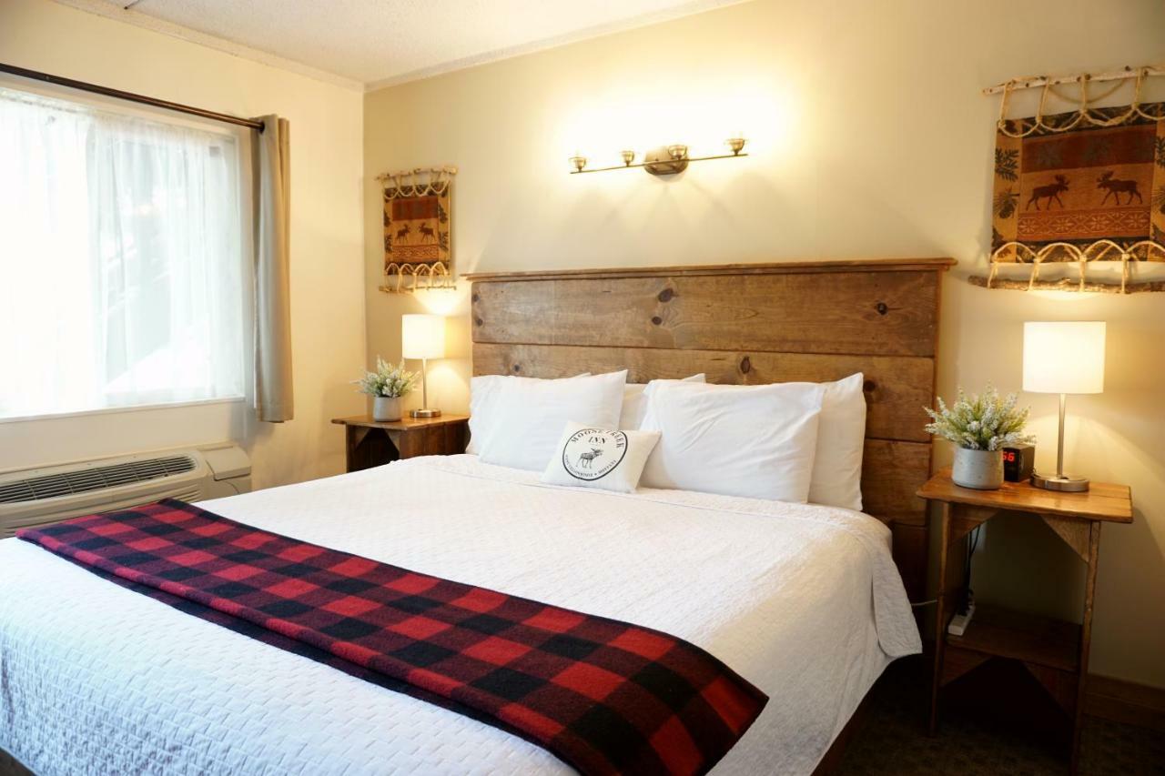 Moose Creek Inn West Yellowstone Exteriör bild